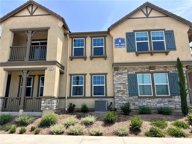 Building Photo - 4255 S Hermosa Paseo