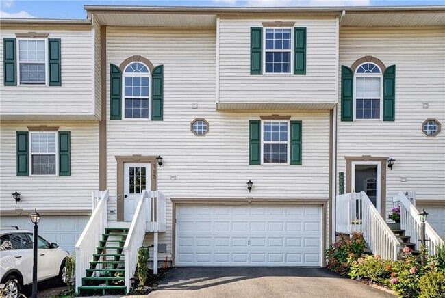 Building Photo - 117 Scenic Hill Dr