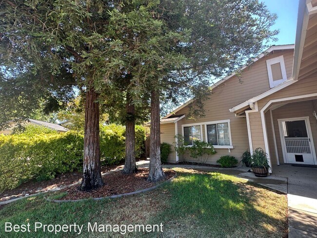 Foto del edificio - 3 br, 2 bath House - 1711 Hemlock Ct
