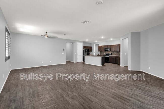 Foto del edificio - 17345 W Spur Dr