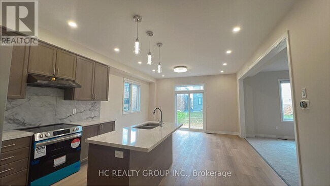 Building Photo - 46 Donald Ingram Cres