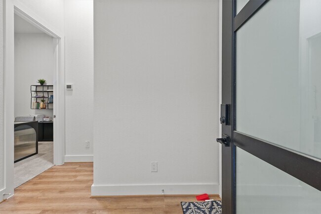 Foto del edificio - 1517 D Vermont St