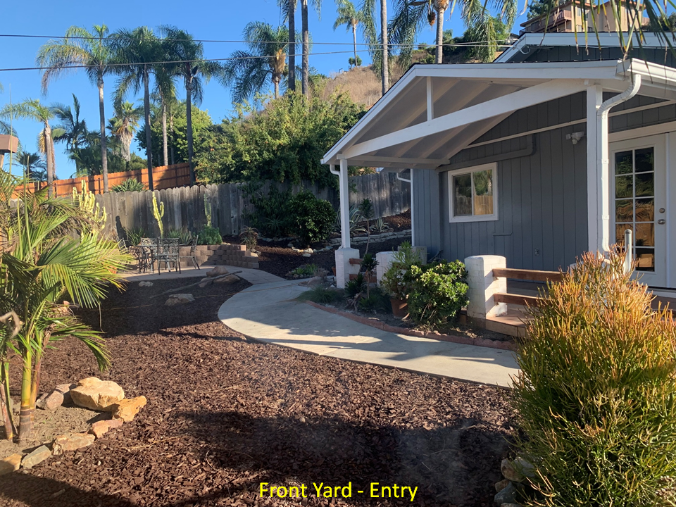 Primary Photo - 3065 Roadrunner Rd