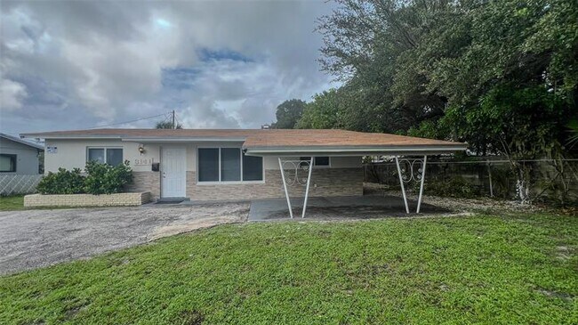 Foto del edificio - 3141 NW 14th St
