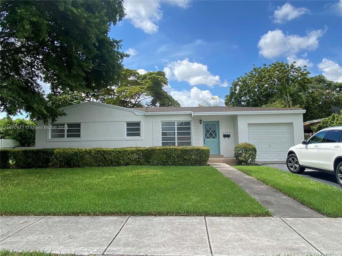 Foto principal - 8130 SW 37th Terrace