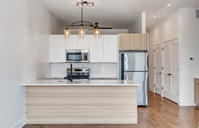 Foto del edificio - 3312 N Halsted St