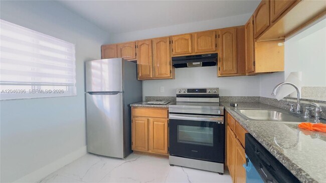 Foto del edificio - 19851 SW 114th Ave