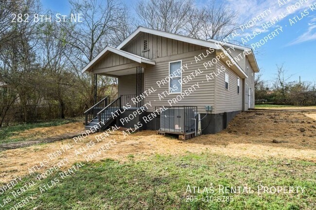 Building Photo - 282 8th St NE