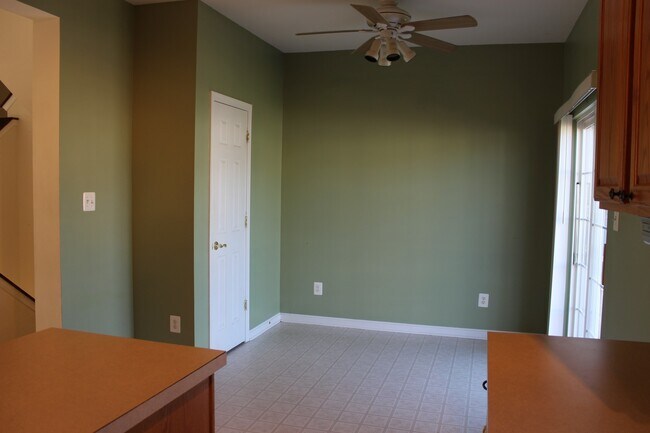 Foto del edificio - Town Home