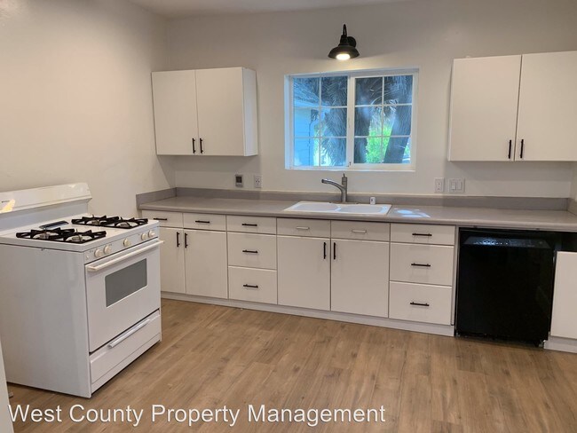 Foto del edificio - 3 br, 2 bath House - 186 Adobe Rd