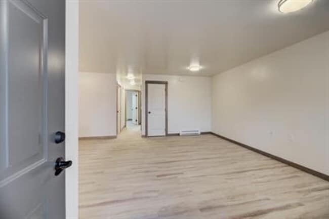 Foto del edificio - 3111 Cooney Dr