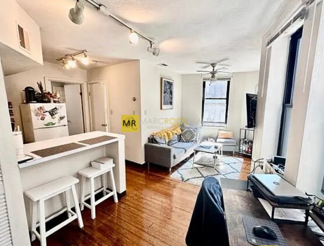 Foto principal - 13 Charter St
