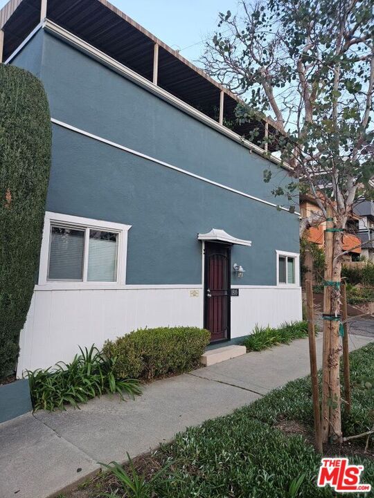 1810 Westholme Ave, Los Angeles, CA 90025 Condo for Rent in Los