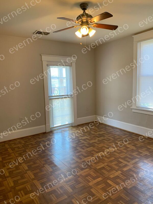 Building Photo - 1512 Bainbridge St