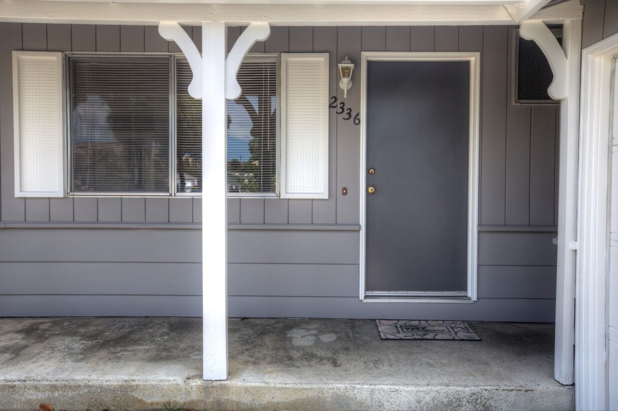 Primary Photo - Lovely 3-Bedroom, 2-Bath Home - Parkmont A...