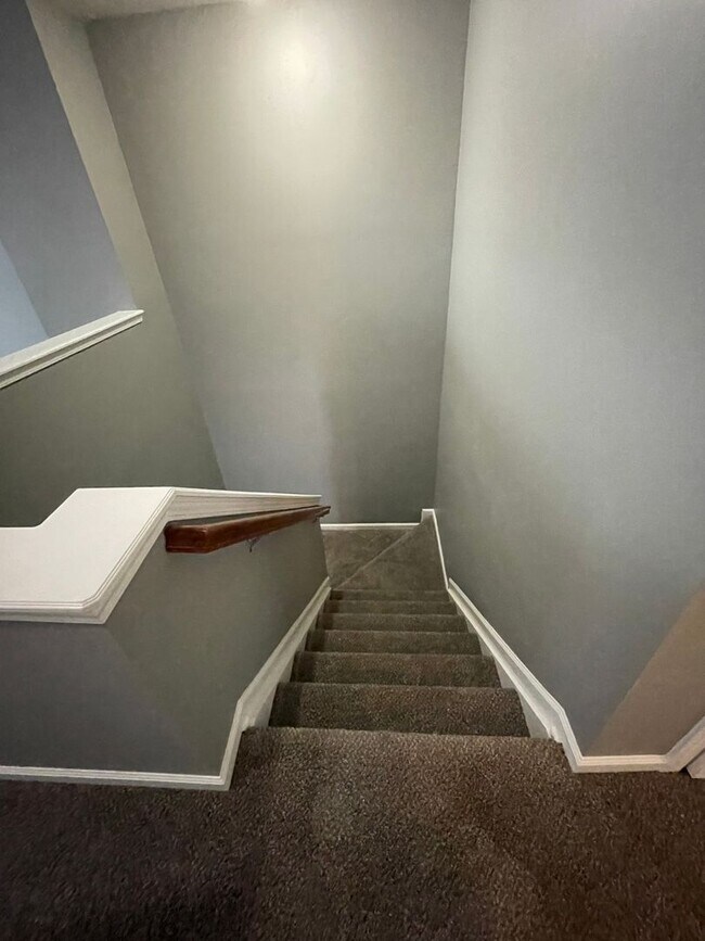 Foto del edificio - Franklin Twp - 3 BR home with loft