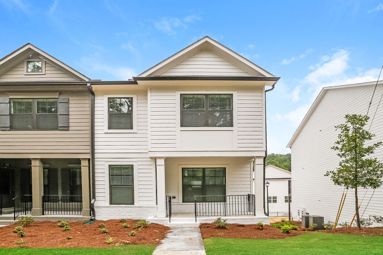 584 Elliston Pl, Ball Ground, GA House Rental in Ball Ground, GA