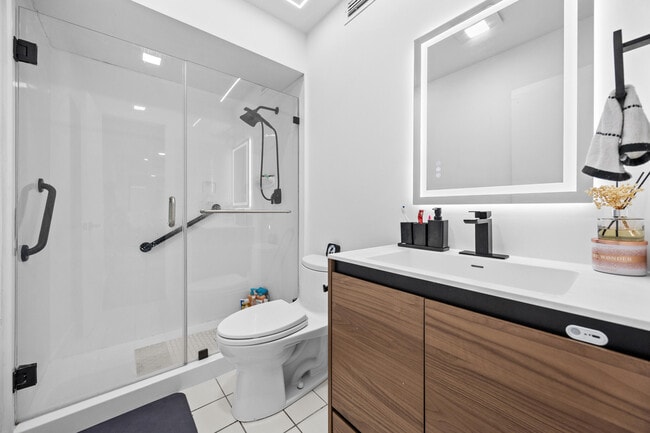 Foto del edificio - 12049 Basin St N