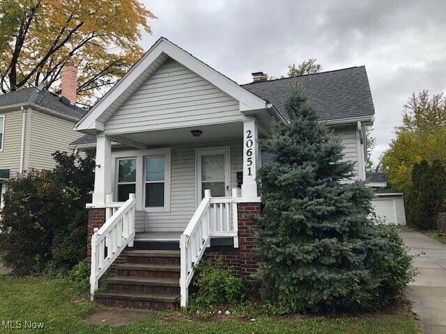 Foto principal - 20651 Tracy Ave
