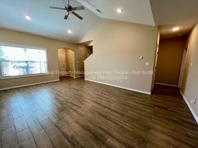 Building Photo - 9901 Landry Dr