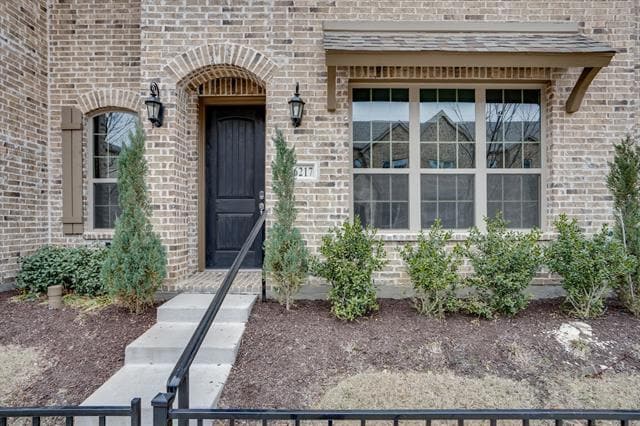 Building Photo - 6217 Rainbow Valley Pl