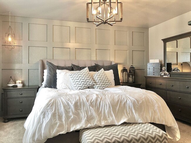 Photo - 4 Bedroom 4 Bath available February 10th in Highlands Ranch!! House