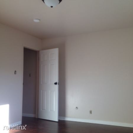 Foto del edificio - 2 br, 1 bath Apartment - 918 Adams St
