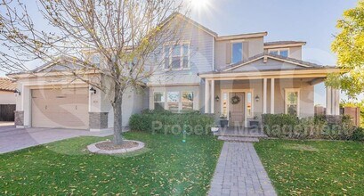 Building Photo - 3831 E Elmwood St