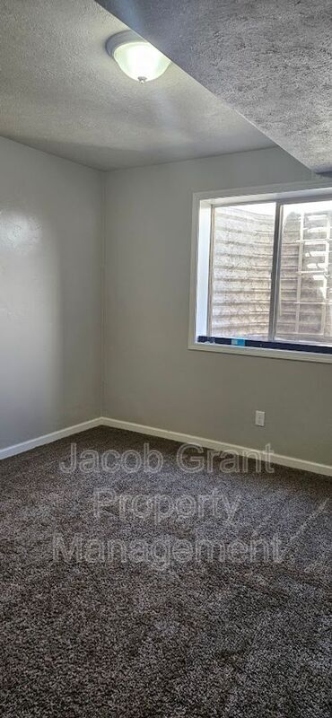 Building Photo - 3730 Prism Dr