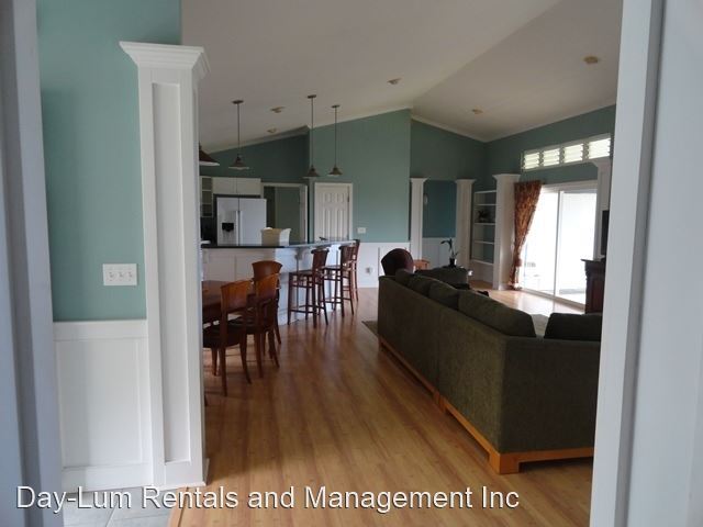 Building Photo - 4 br, 3.5 bath House - 28-535 Kulaimano Road