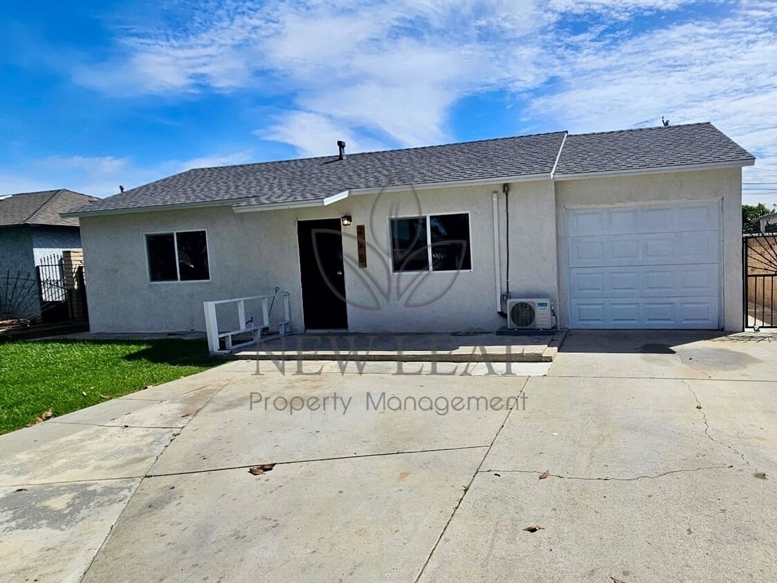 COZY 2BEDROOM IN THE HEART OF SANTA ANA - COZY 2BEDROOM IN THE HEART OF SANTA ANA