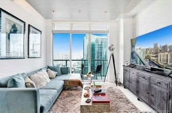 Building Photo - 500 Brickell Ave