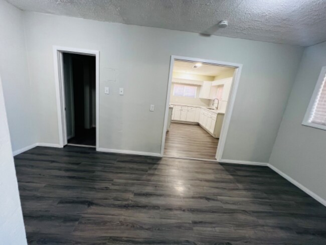 Foto del edificio - 37632 E Yermo Rd