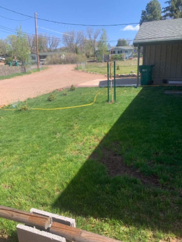 1249 W Apache Ln, AZ 85929 House Rental in