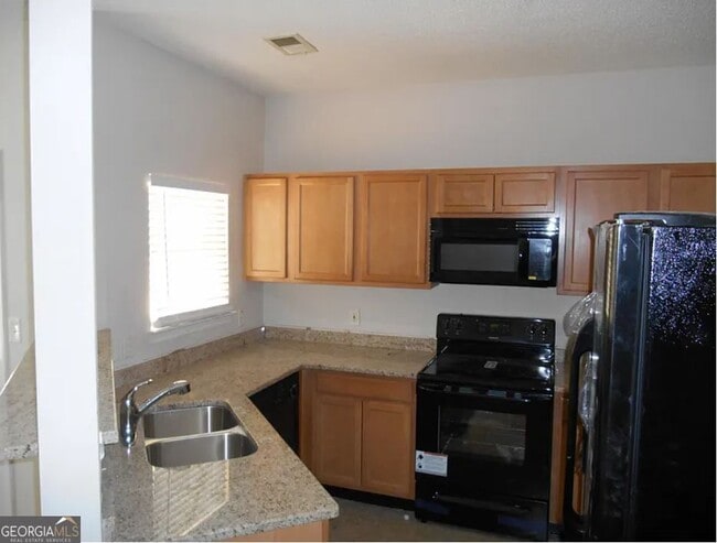 Building Photo - 2306 Nicole Dr