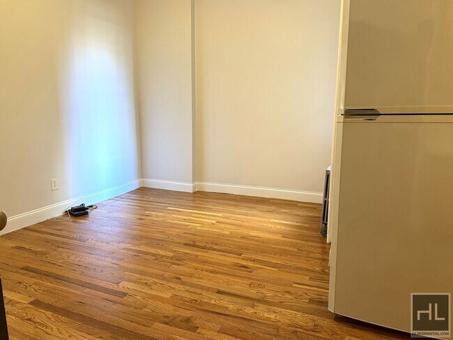 Foto del edificio - SENATOR STREET