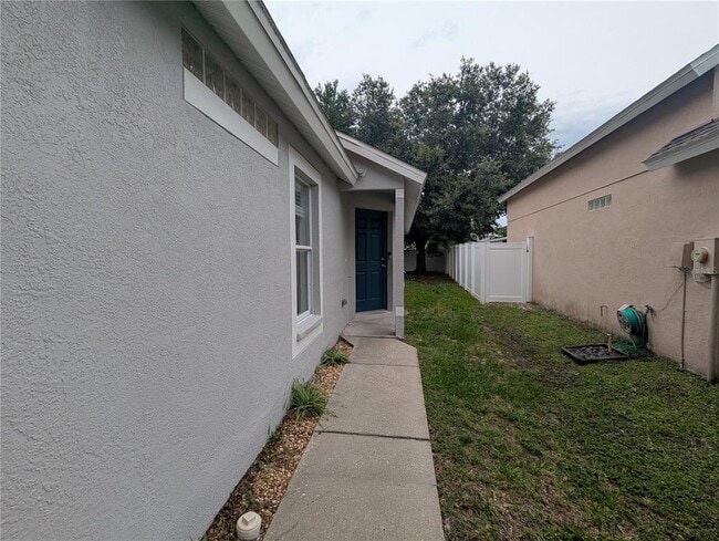 Building Photo - 5000 Anclote River St