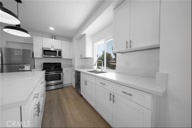 Foto del edificio - 1438 N Summit Ave