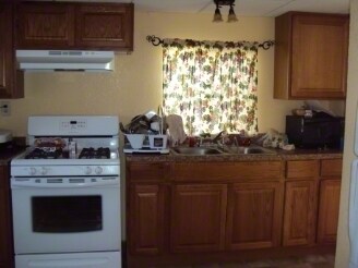 Interior - 401 E Scharbauer St