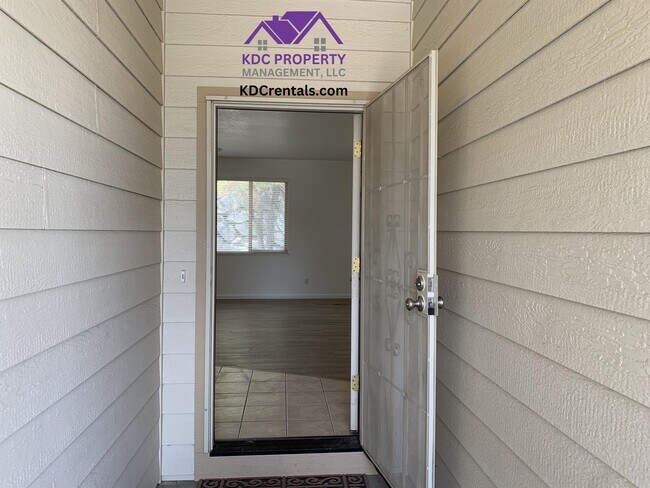 Foto del edificio - 1024 Westcreek Ln