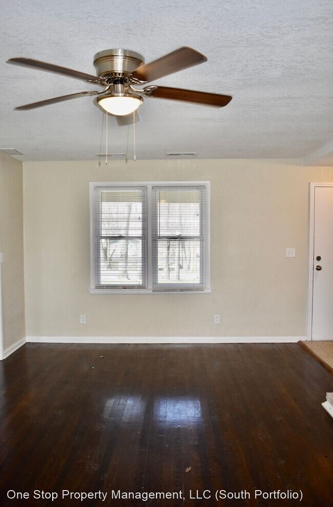 Building Photo - 4 br, 2 bath House - 1825 NE Bren Mar Road