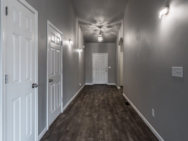 Foto del edificio - 59613 Oak Ridge St