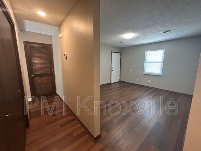 Building Photo - 4818 Cannon Ridge Dr