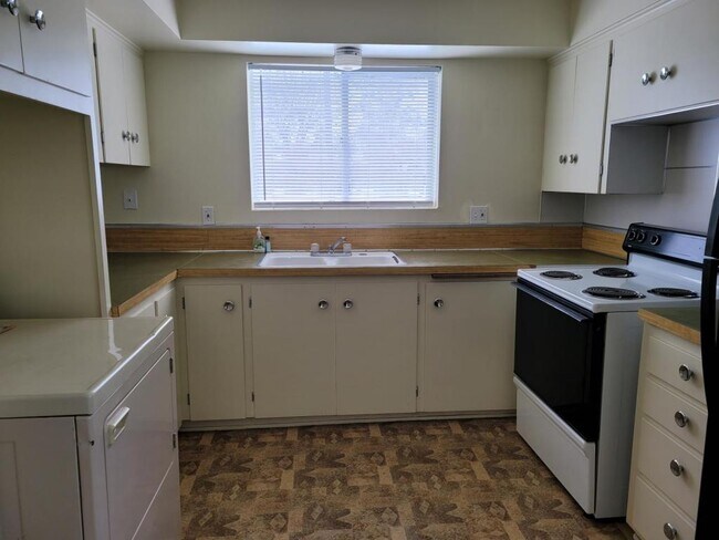 Foto del edificio - 1350 Place Street