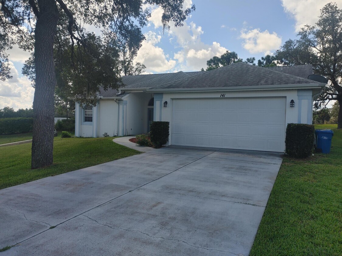 141 N Bluestem Point, Lecanto, FL 34461 House Rental in Lecanto, FL
