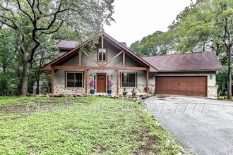 Building Photo - 1025 Flaming Oak Dr