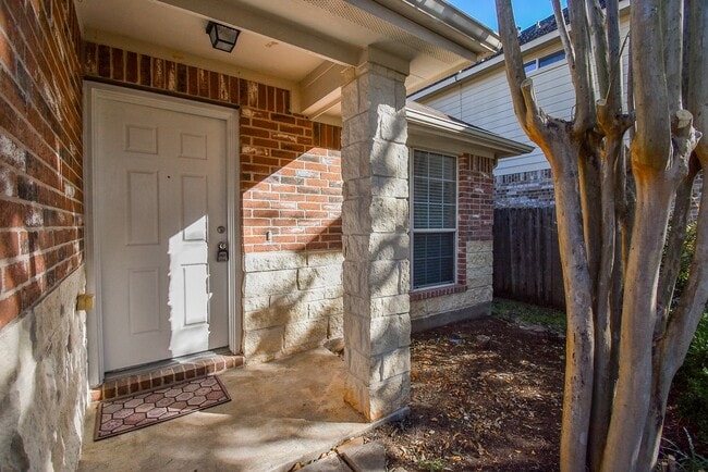 Building Photo - 20922 Barbons Heath Ct