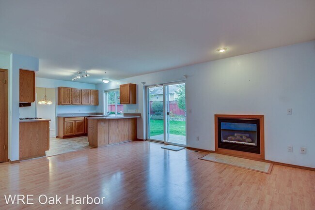 Foto del edificio - 4 br, 3 bath House - 1541 SW 8th Ave