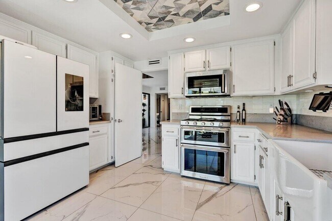 Building Photo - 72770 Fleetwood Cir