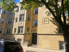Building Photo - 6176 N Winchester Ave